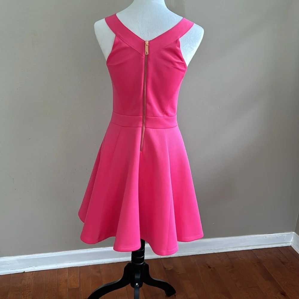 Ted Baker London Jaimie Fuchsia Pink‎ Dress with Gold Buckle Straps Size 2